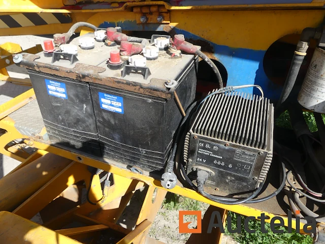 Genie tz50 getrokken hoogwerker - afbeelding 2 van  31