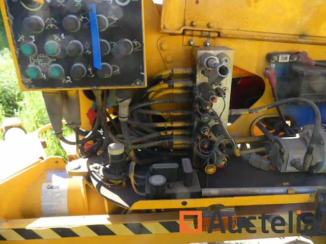 Genie tz50 getrokken hoogwerker - afbeelding 30 van  31