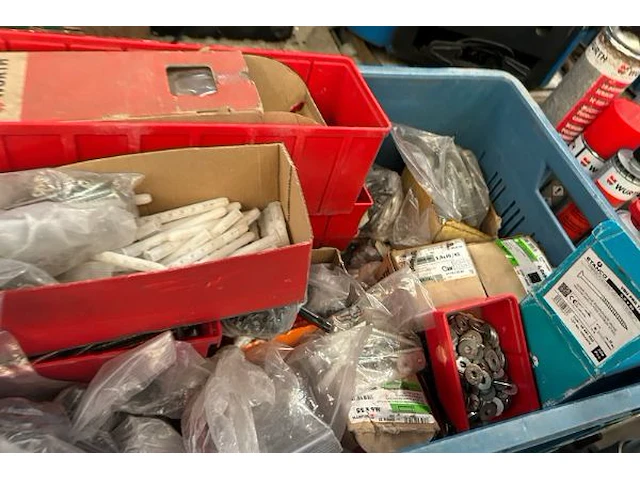 Gereedschap, materiaal en toebehoren - afbeelding 2 van  13