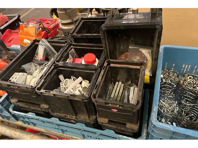 Gereedschap, materiaal en toebehoren - afbeelding 3 van  13