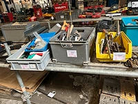 Gereedschap - afbeelding 1 van  4