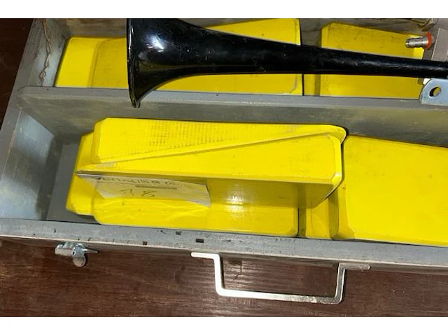 Gereedschap - afbeelding 2 van  4