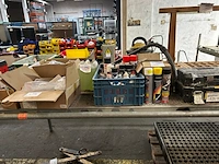 Gereedschap - afbeelding 1 van  9