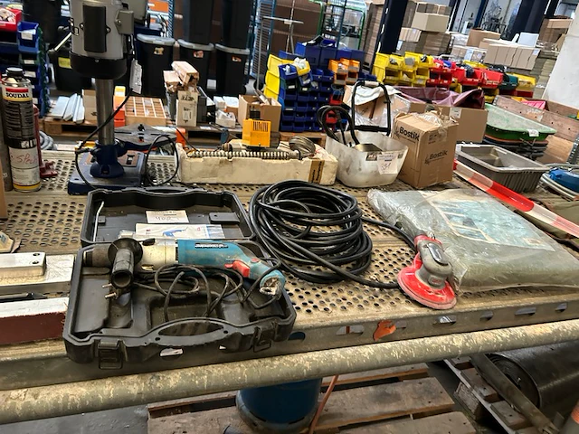 Gereedschap - afbeelding 1 van  9