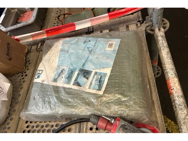 Gereedschap - afbeelding 6 van  9