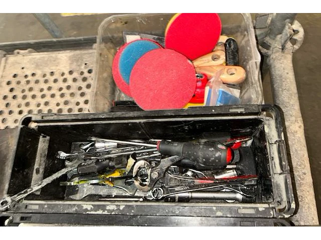 Gereedschap - afbeelding 4 van  5