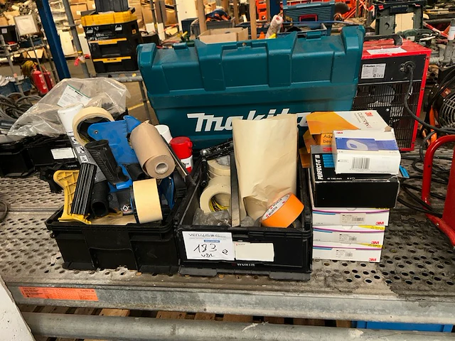 Gereedschap - afbeelding 1 van  4