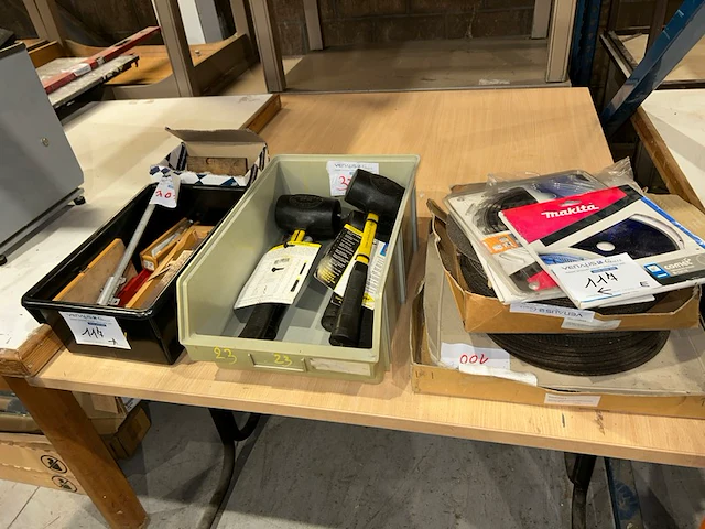 Gereedschap - afbeelding 1 van  5