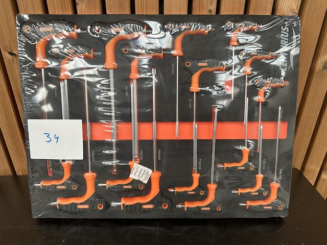 Gereedschap - afbeelding 1 van  2