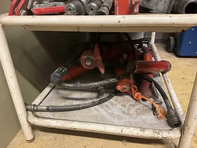 Gereedschap - afbeelding 2 van  4