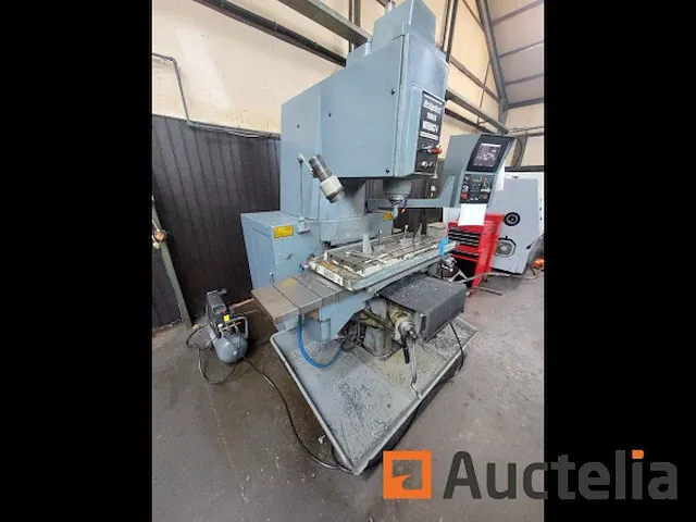 Gereedschapsfreesmachine bridgeport interact 4 - afbeelding 4 van  11