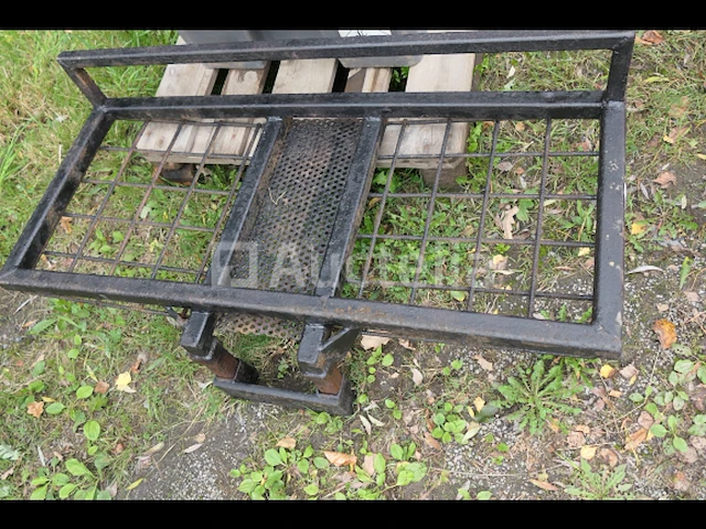 Gereedschapshouder voor 4 x 4 (type spelhouder) - afbeelding 3 van  5