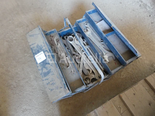 Gereedschapskist met inhoud, kunststof gereedschapsbak met inhoud - afbeelding 1 van  8