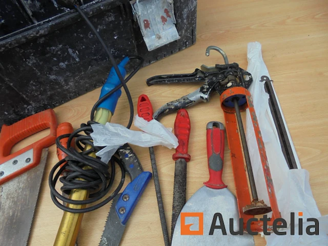 Gereedschapskist met inhoud - afbeelding 3 van  4