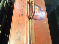 Gereedschapskist met materiaal - afbeelding 2 van  2