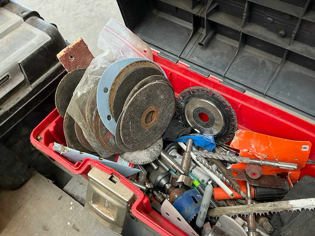 Gereedschapskoffer met inhoud - afbeelding 6 van  8