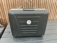 Gereedschapskoffer parat - afbeelding 2 van  5