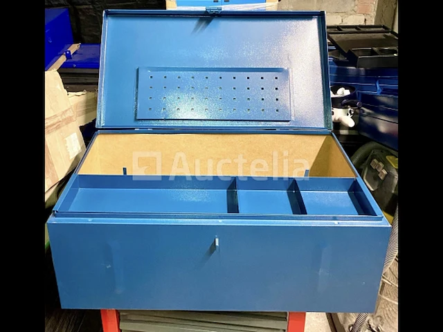Gereedschapskoffer plaatstalen koffer 83x44x30cm format - afbeelding 1 van  11