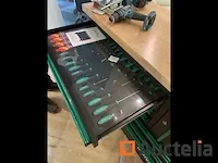 Gereedschapswagen 6 lades en de inhoud van het gereedschap jungwille jw48xxl - afbeelding 2 van  4
