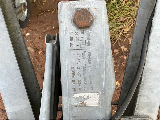 Geremde aanhangwagen - 3000kg - met rijplaten - afbeelding 4 van  12