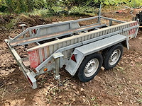 Geremde aanhangwagen - 3000kg - met rijplaten - afbeelding 1 van  12