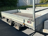 Geremde aanhangwagen saris - afbeelding 11 van  18
