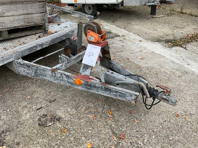 Geremde auto transporter - afbeelding 3 van  7