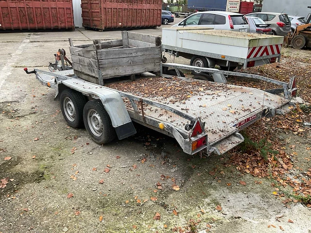 Geremde auto transporter - afbeelding 6 van  7