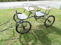 Gerestaureerde paardenkoets (metallic, gepoedercoat) - afbeelding 12 van  21