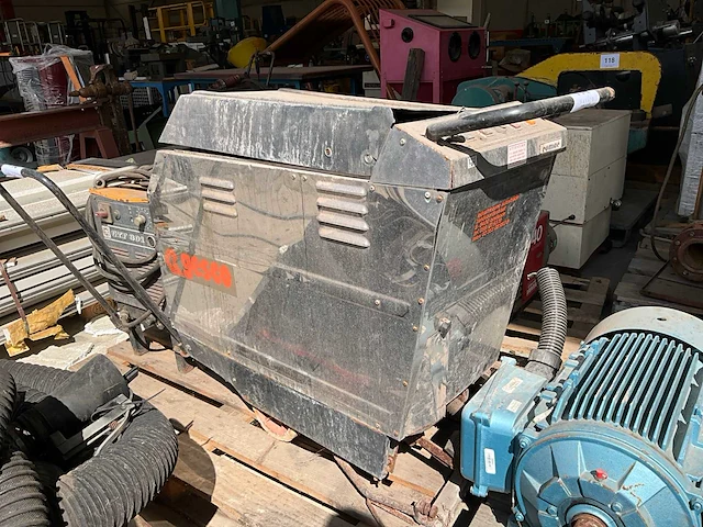 Gesco comac vloerschrobmachine - afbeelding 1 van  4
