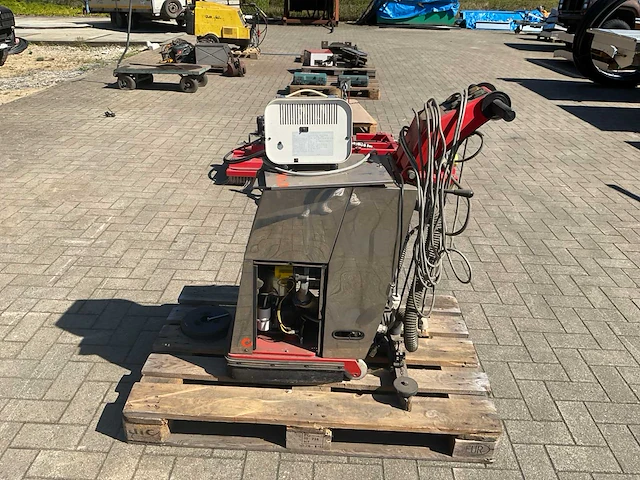 Gesco veegmachine - afbeelding 2 van  7