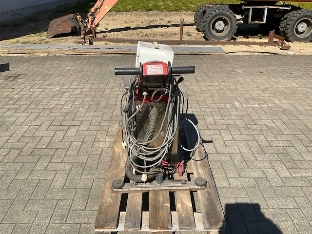 Gesco veegmachine - afbeelding 4 van  7