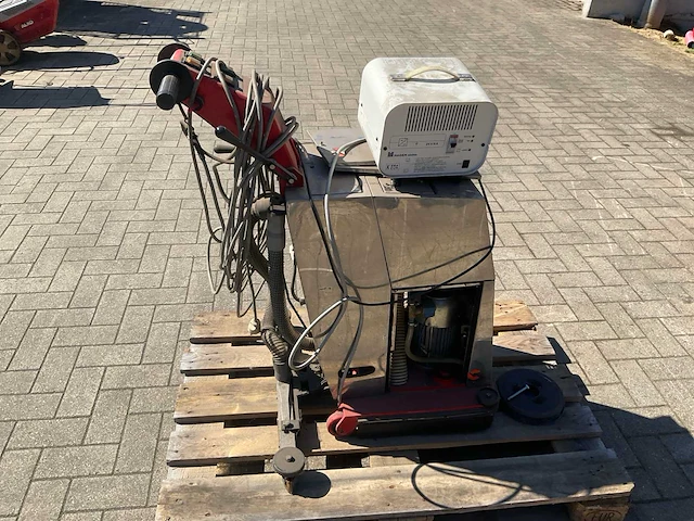Gesco veegmachine - afbeelding 6 van  7
