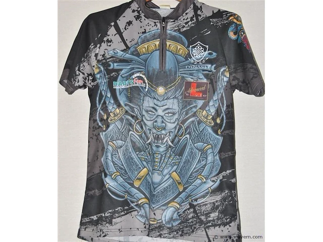 Gesigneerd darts shirt + flights, carlo van peer - afbeelding 1 van  5