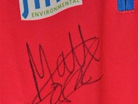 Gesigneerd darts shirt + pijlen, matthew edgar - afbeelding 2 van  5