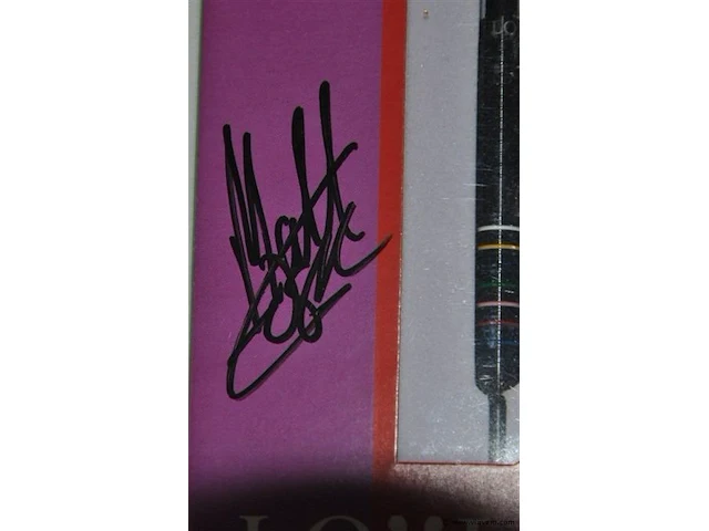 Gesigneerd darts shirt + pijlen, matthew edgar - afbeelding 5 van  5