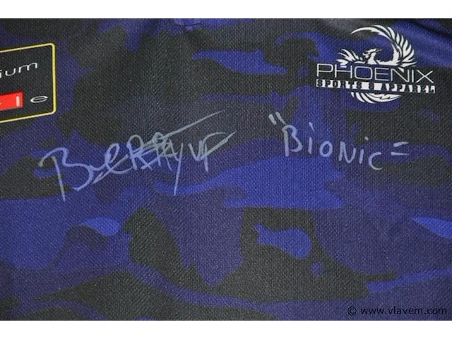 Gesigneerd darts shirt + ultimate darts card berry van peer - afbeelding 2 van  4