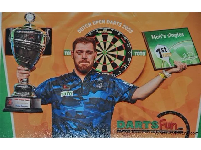 Gesigneerd darts shirt + ultimate darts card berry van peer - afbeelding 4 van  4