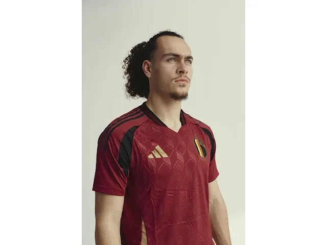 Gesigneerd rode duivels shirt - arthur theate - afbeelding 5 van  11