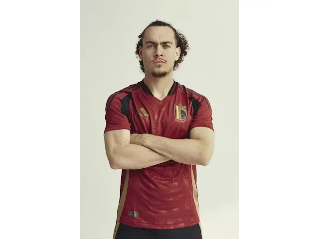 Gesigneerd rode duivels shirt - arthur theate - afbeelding 9 van  11