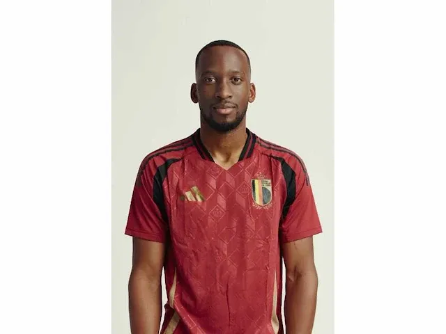 Gesigneerd rode duivels shirt - dodi lukebakio - afbeelding 1 van  8