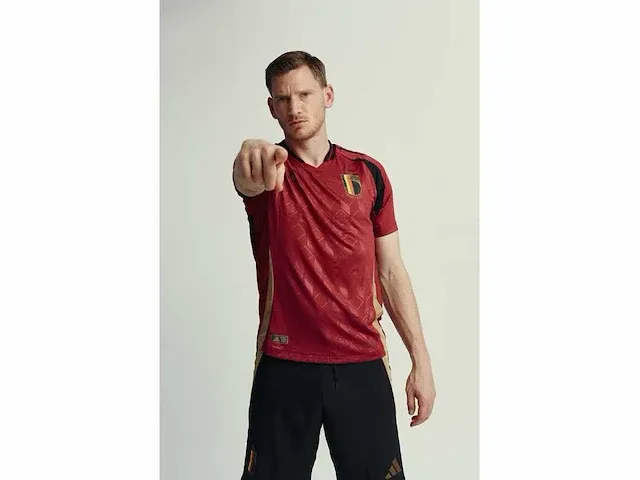 Gesigneerd rode duivels shirt - jan vertonghen - afbeelding 3 van  4