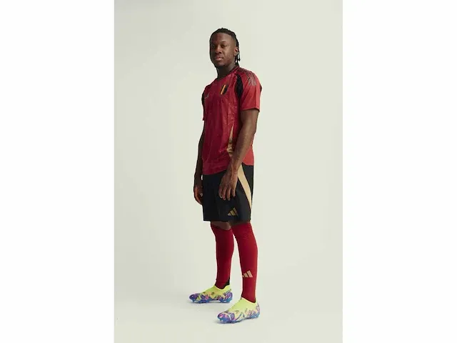 Gesigneerd rode duivels shirt - johan bakayoko - afbeelding 10 van  10