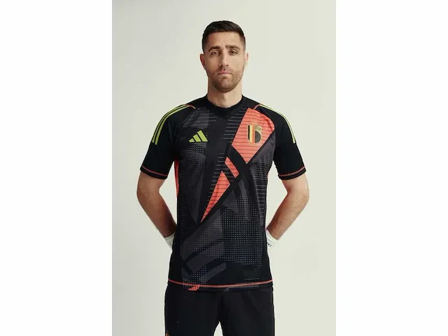 Gesigneerd rode duivels shirt - koen casteels - afbeelding 7 van  10