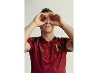 Gesigneerd rode duivels shirt - leandro trossard - afbeelding 3 van  5