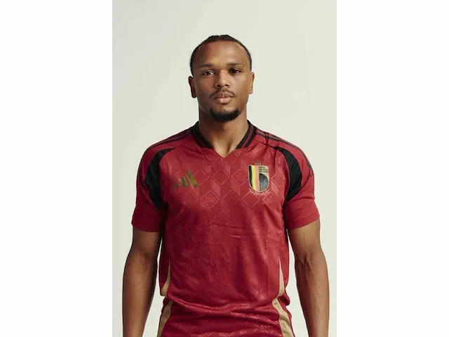 Gesigneerd rode duivels shirt - loïs openda - afbeelding 3 van  7