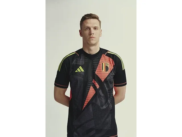 Gesigneerd rode duivels shirt - thomas kaminski - afbeelding 7 van  10
