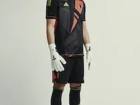 Gesigneerd rode duivels shirt - thomas kaminski - afbeelding 10 van  10