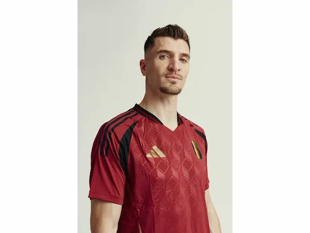 Gesigneerd rode duivels shirt - thomas meunier - afbeelding 6 van  10
