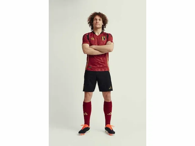Gesigneerd rode duivels shirt - wout faes - afbeelding 5 van  6